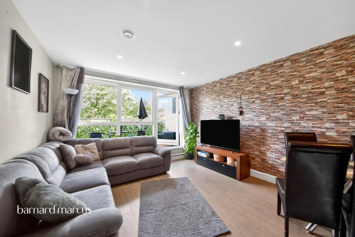 Weld Place, London