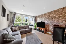 Weld Place, London