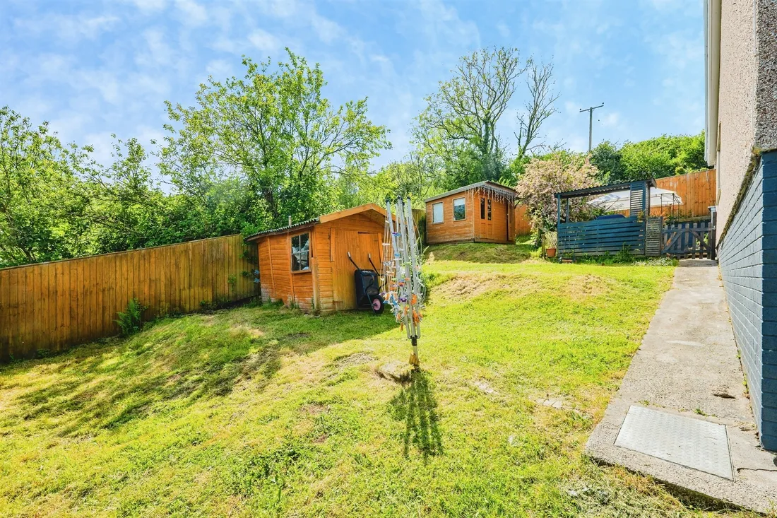 Property photo 28