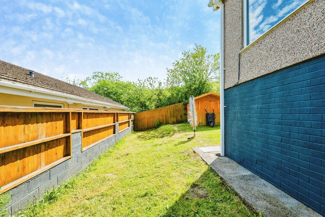 Property photo 32