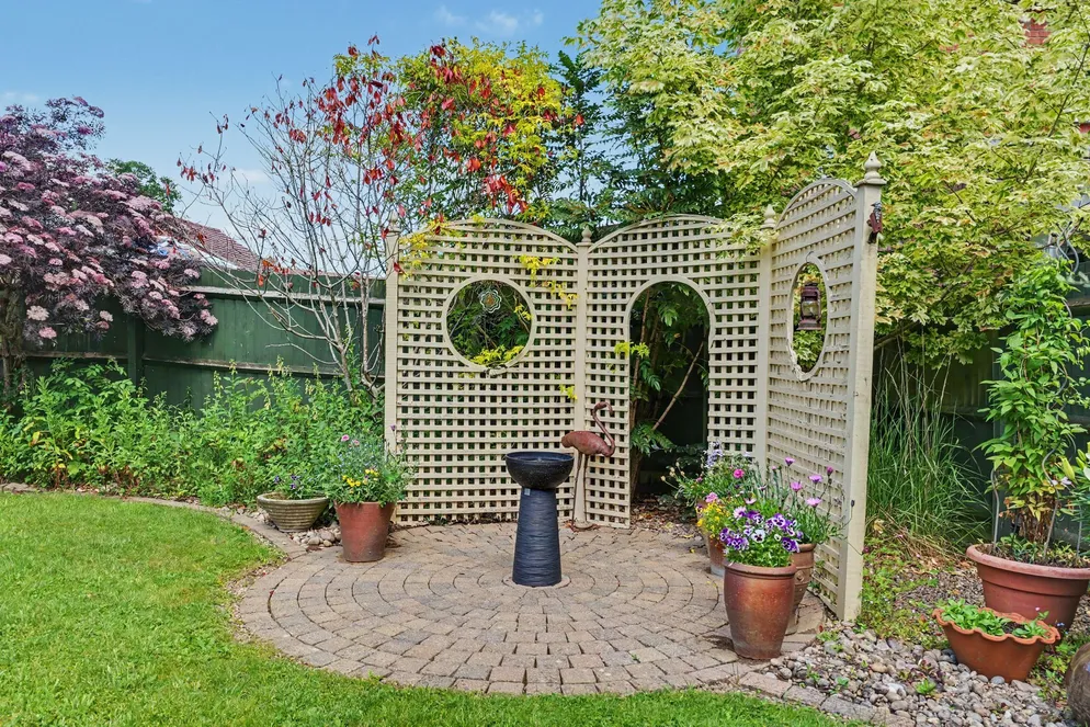 Property carousel item 40