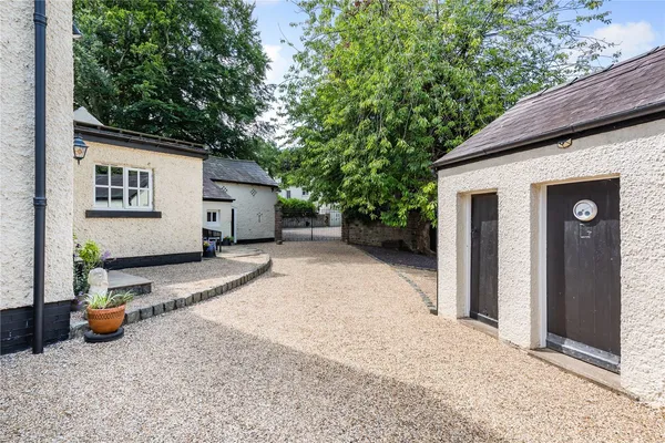 Springfield Lane, Marford, LL12 photo 23