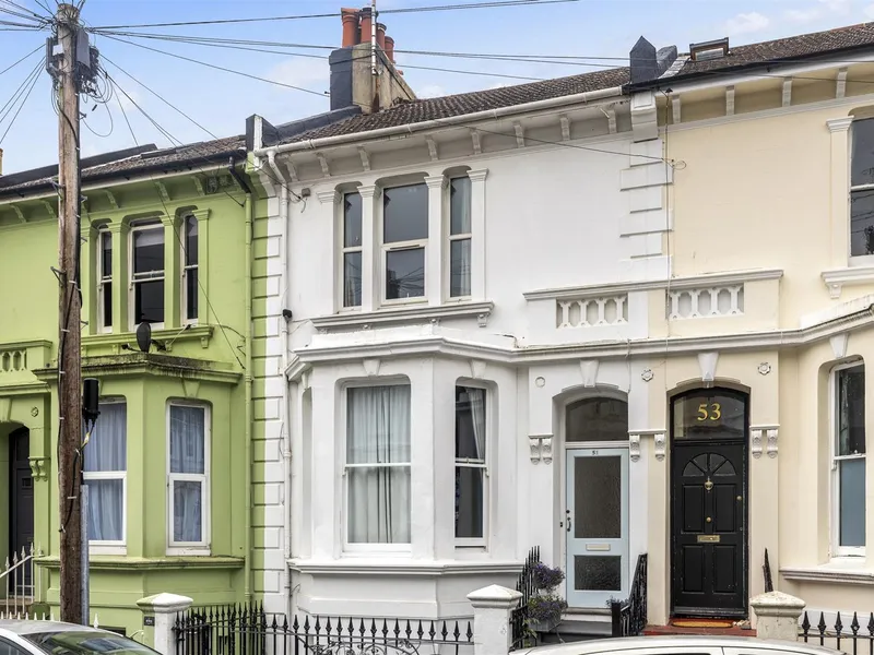 Property thumbnail 3 out of 3