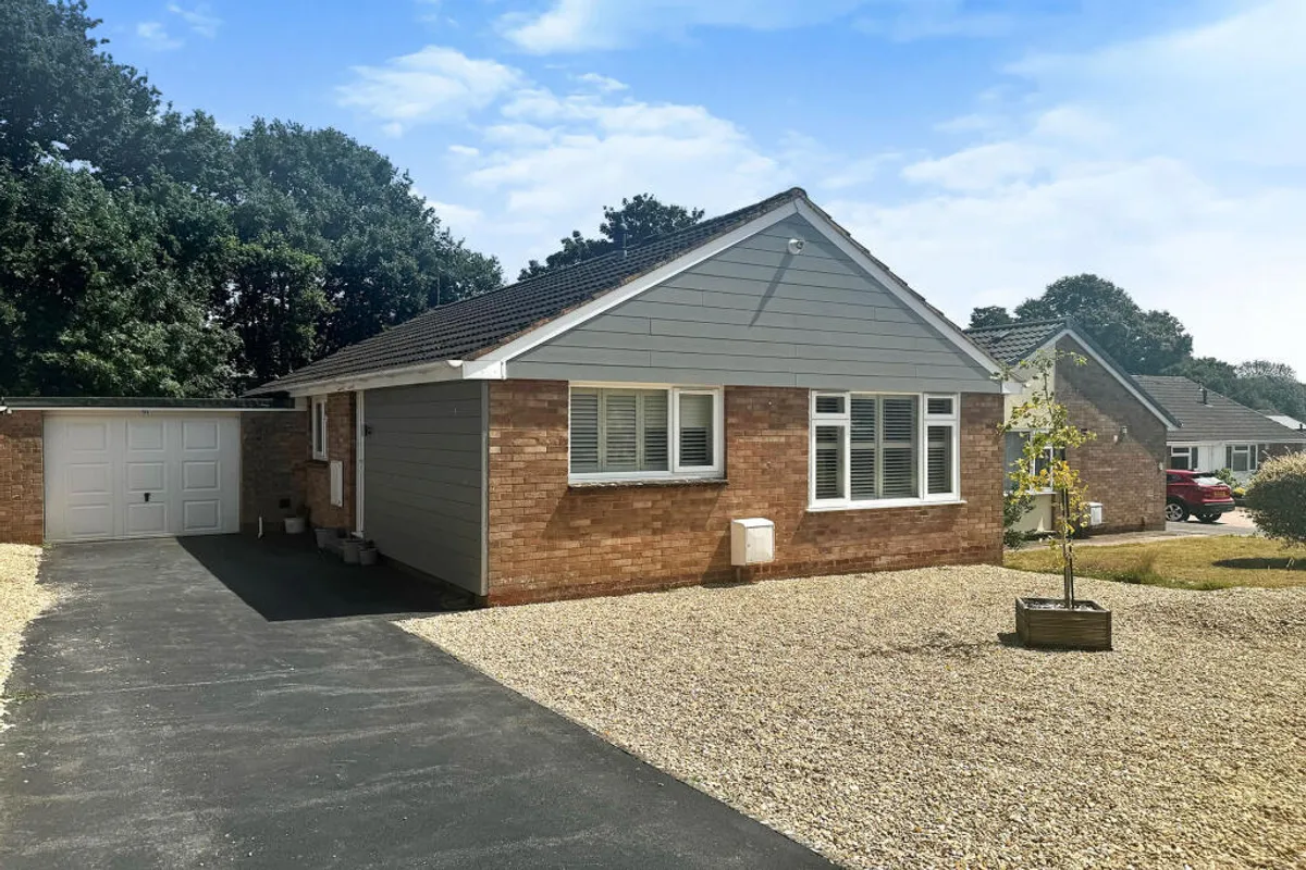 Pinnex Moor Road, TIVERTON