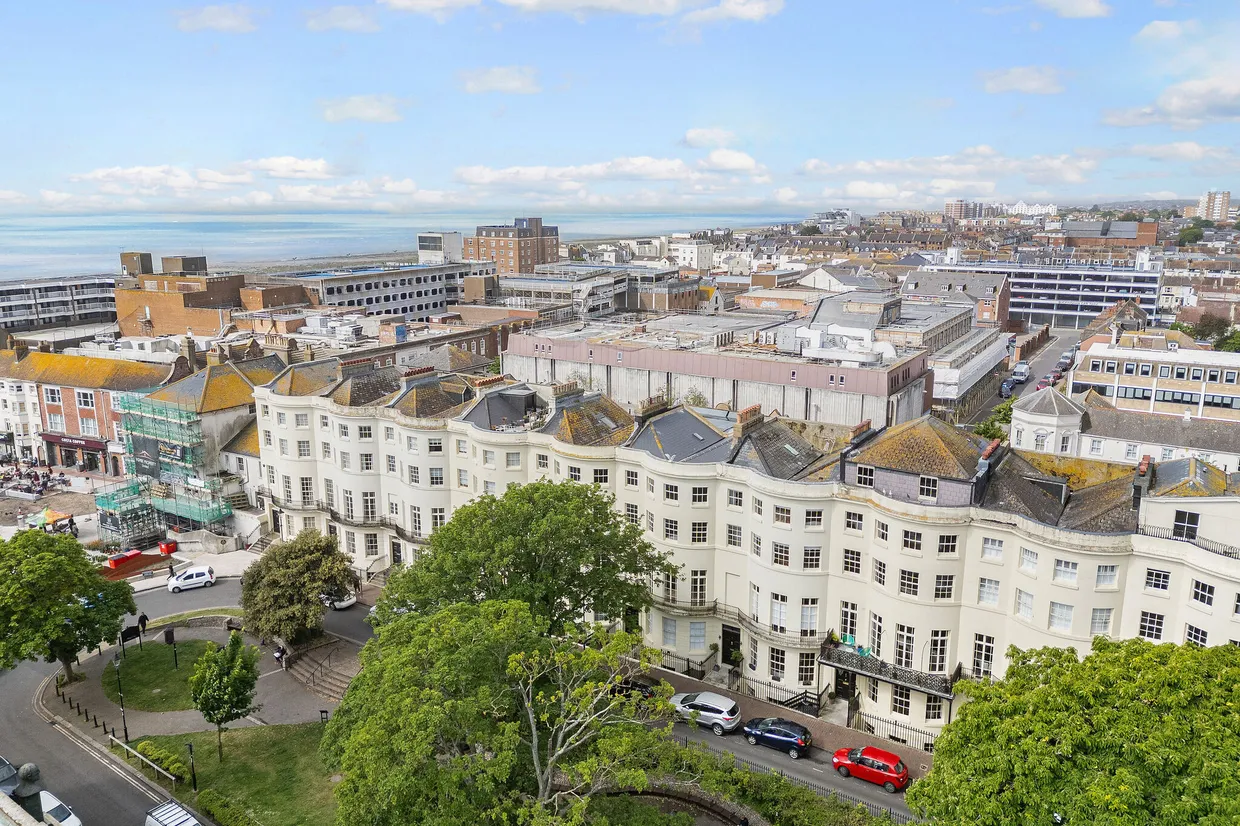 Liverpool Terrace, Worthing, BN11 photo 31