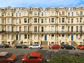 Queens Gardens, Eastbourne photo