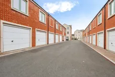 Liberty Road, Portland