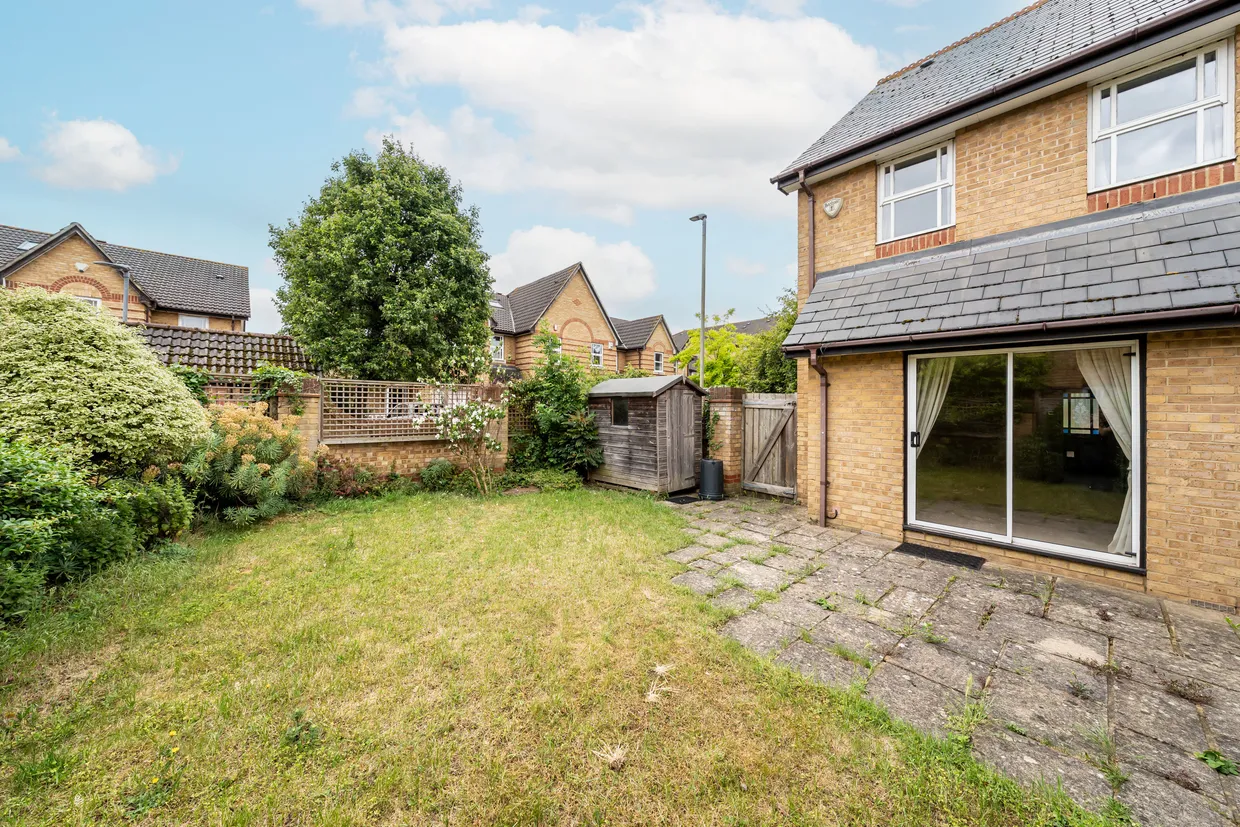 Wycliffe Road, London, SW11 photo 3