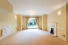 Wycliffe Road, London, SW11 photo 13