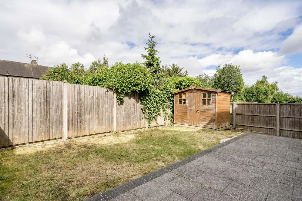 Rutland Gardens, Ealing, W13 photo 5