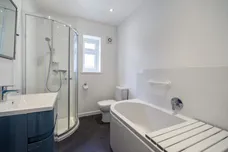Rutland Gardens, Ealing, W13 photo 8