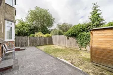 Rutland Gardens, Ealing, W13 photo 14