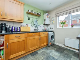 Wheatcroft Close, Redditch thumb 2