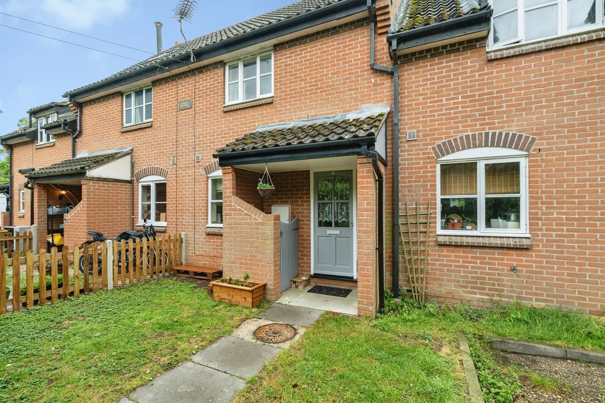 Mill Green, Burston, Diss