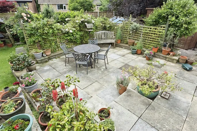 Property carousel image 38