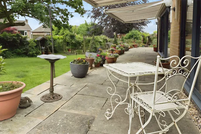 Property carousel image 40