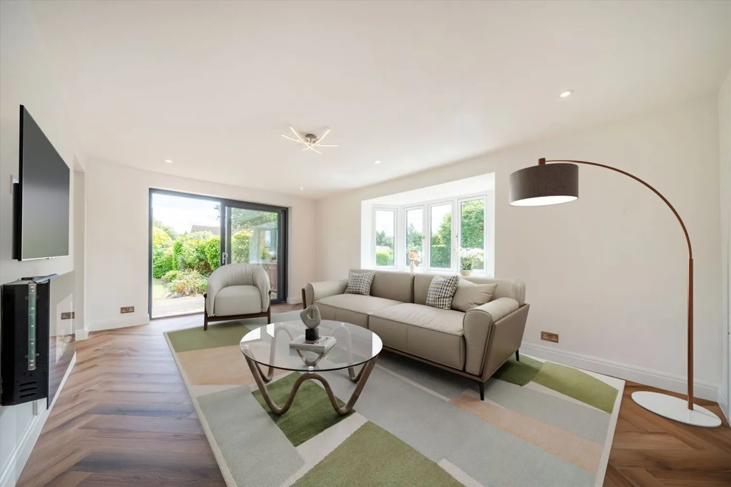 Four Wents, Cobham, KT11 photo 4