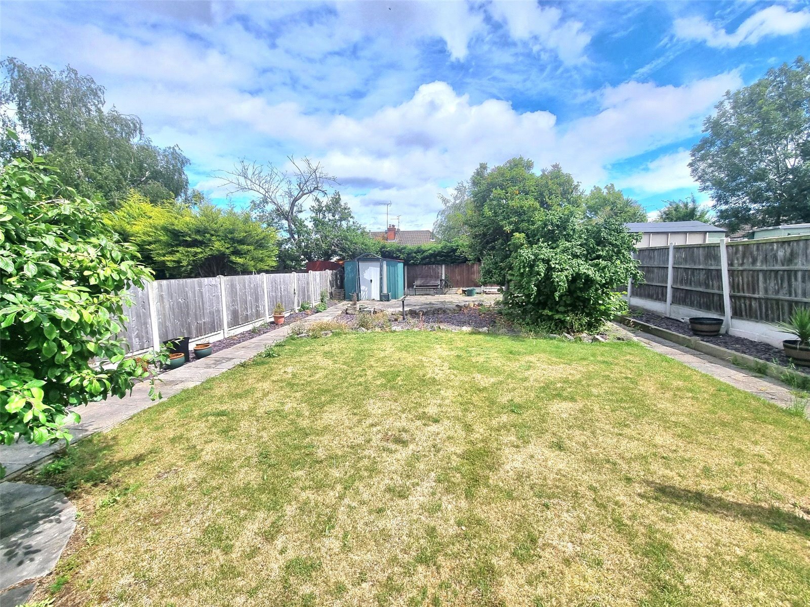 Hatfield Road, Rayleigh, Essex, SS6 Image 2
