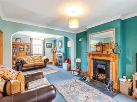 Albion Place, RUSHDEN thumb 3