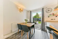Moreton Avenue, London, ISLEWORTH