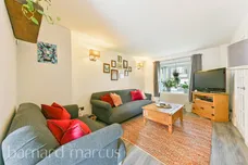 Moreton Avenue, London, ISLEWORTH