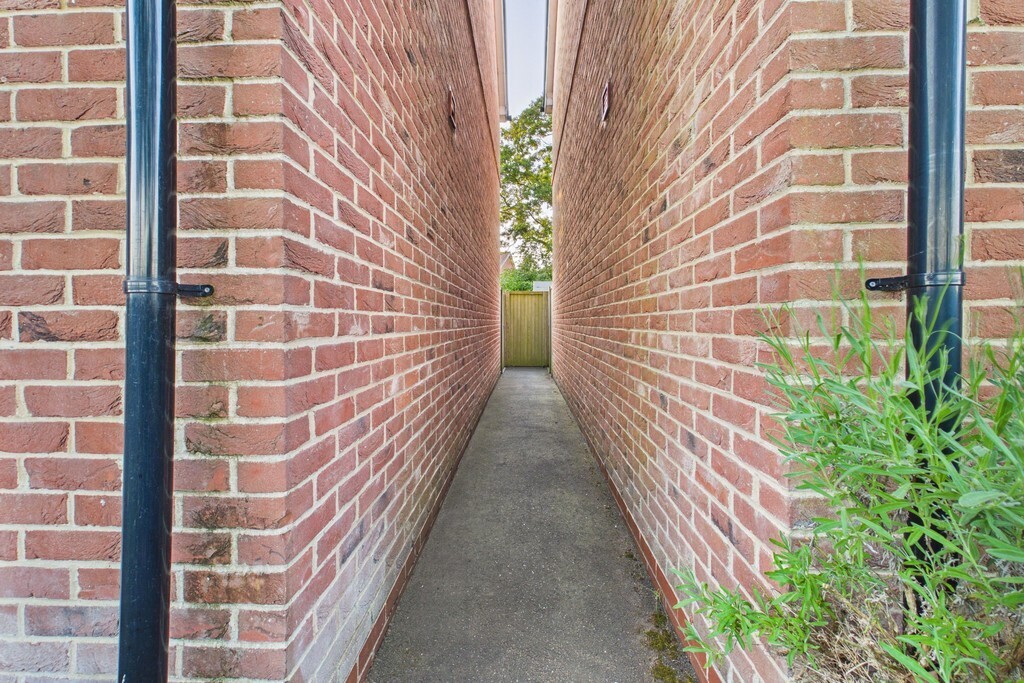 Pirnhow Street, Ditchingham, Bungay Image 24