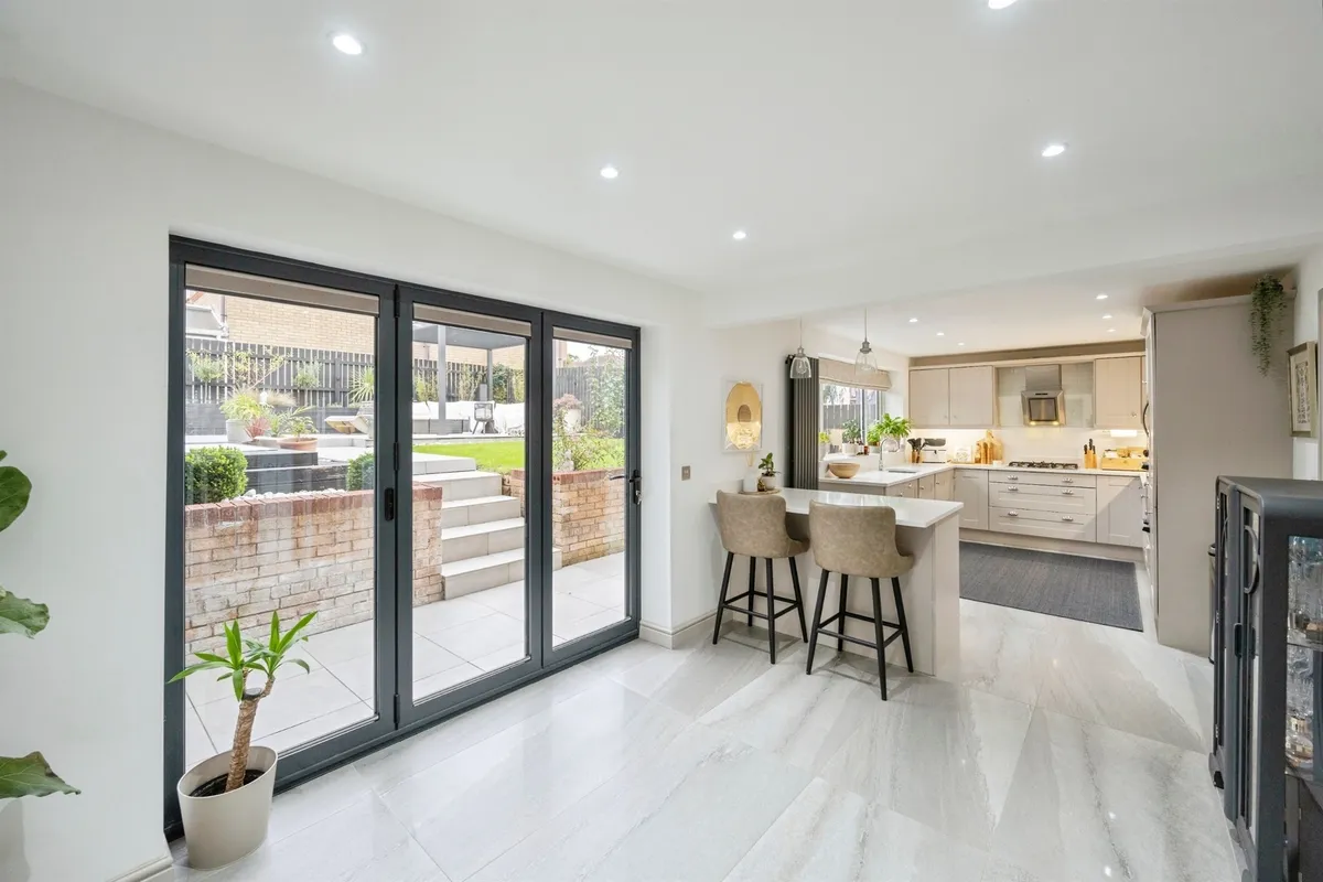 Lindsey Drive, Crowle, SCUNTHORPE