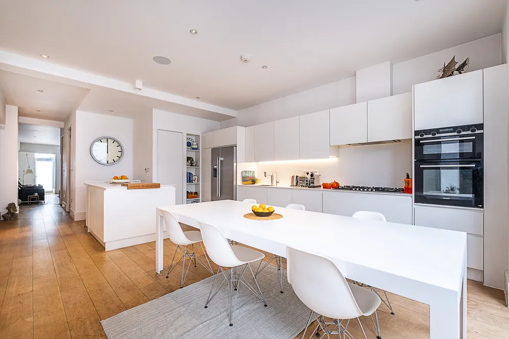 Osiers Road, London, SW18 photo 18