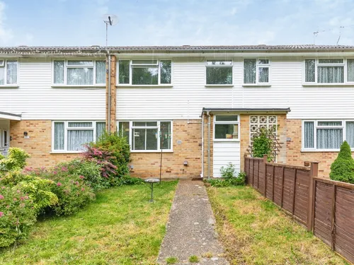 Stonehouse Drive, St. Leonards-On-Seaphoto
