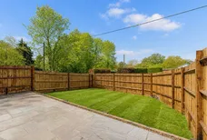 Bowling Alley, Crondall, Farnham, GU10 photo 12