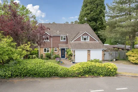 Stonehill Road, Headley Down, GU35