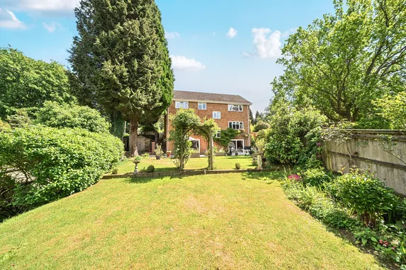 Stonehill Road, Headley Down, GU35