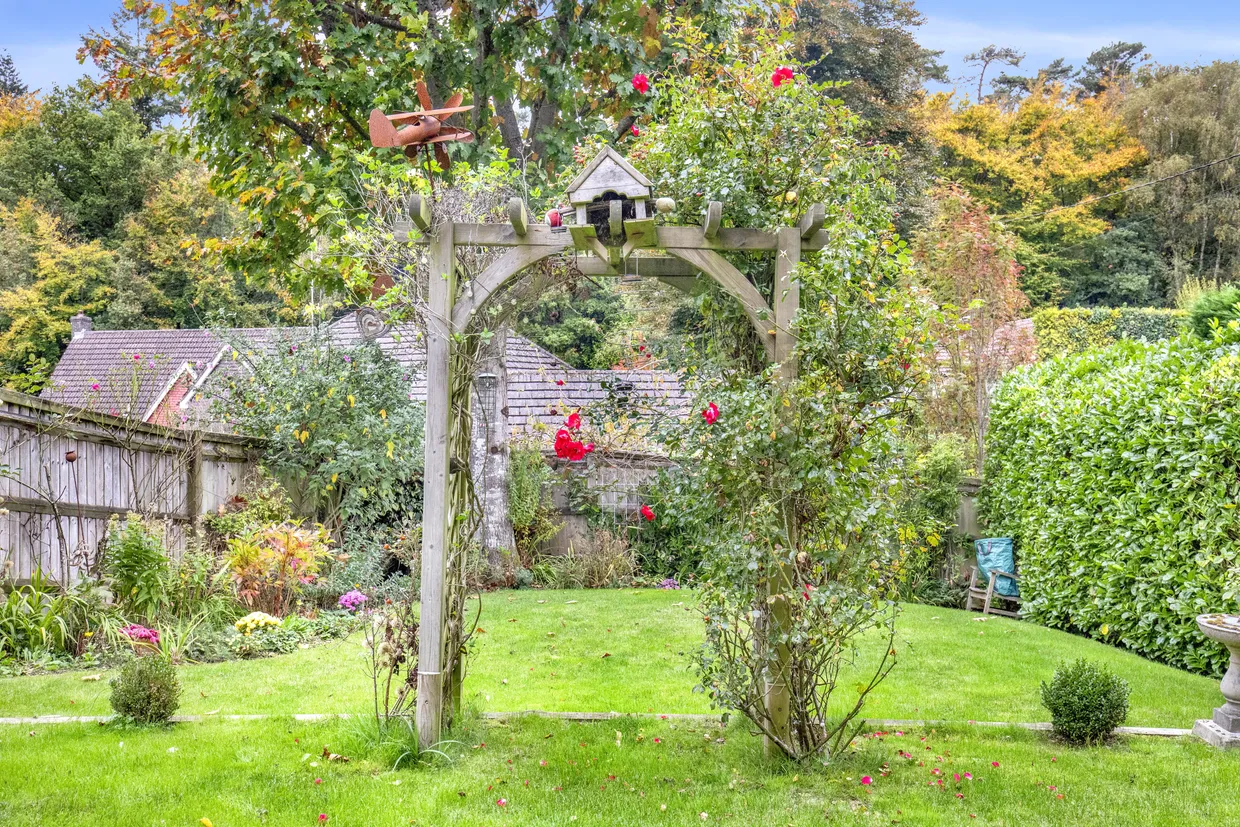 Stonehill Road, Headley Down, GU35 photo 21