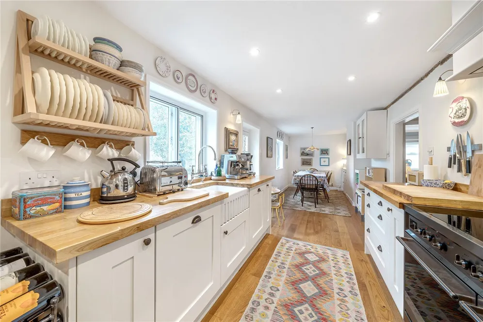 The Street, South Harting, GU31 photo 5