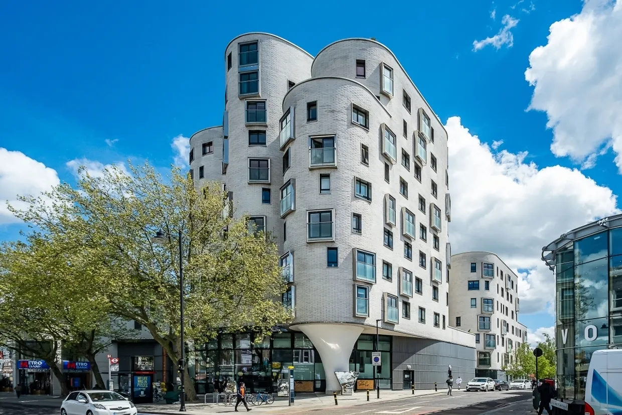 St. Luke's Avenue London SW4 photo 1