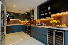Richmond Road London E8 photo 3