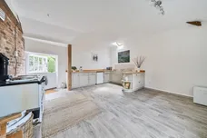 Stable Cottage Alton Barnes SN8 photo 3