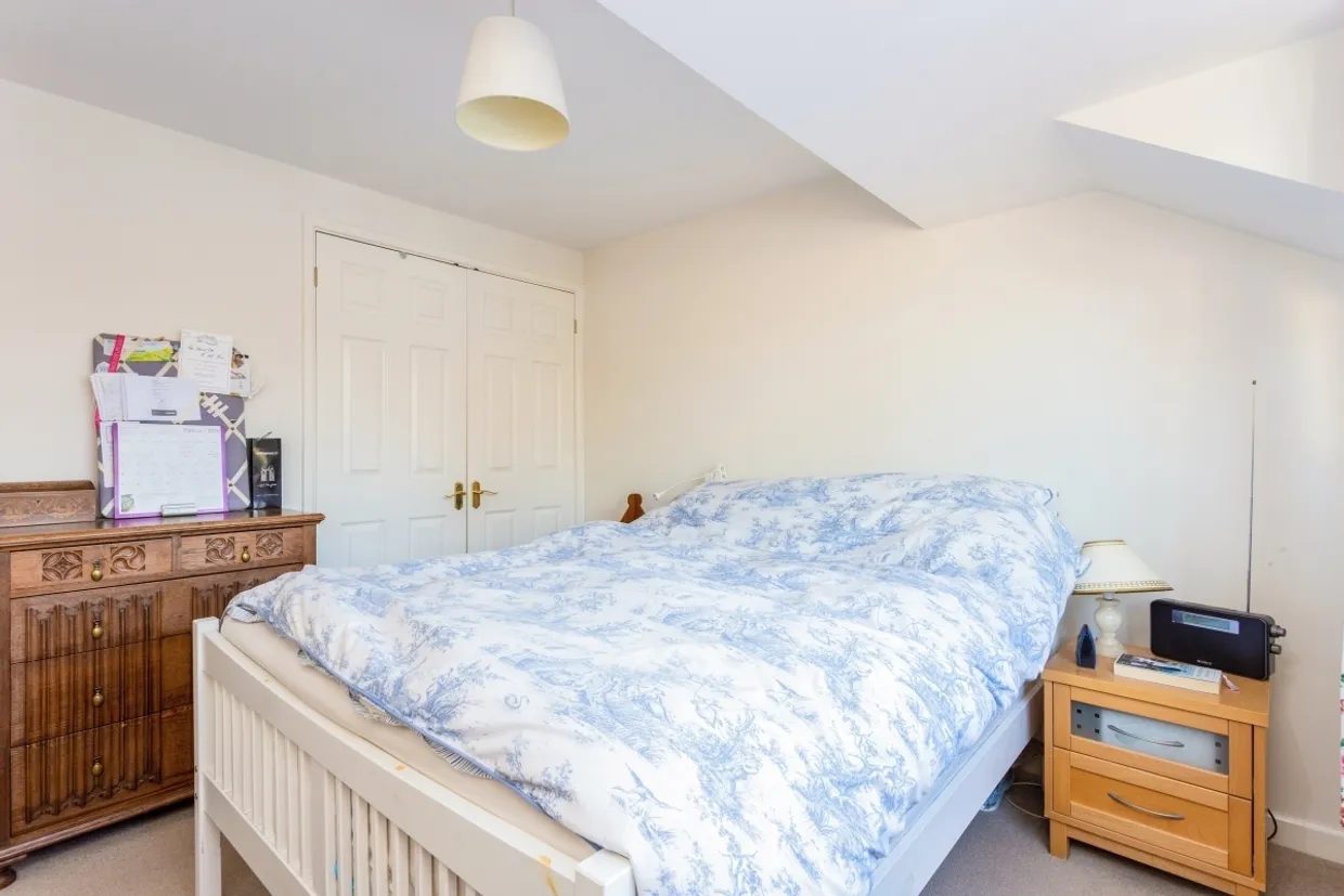 George Lane Marlborough SN8 photo 5