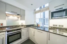 Pont Street Knightsbridge SW1X photo 7