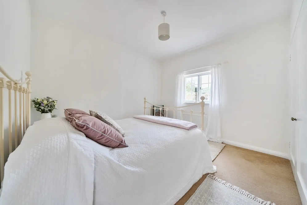 Stable Cottage Alton Barnes SN8 photo 9