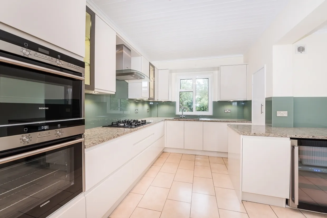 Stonehill Road, East Sheen SW14 photo 8