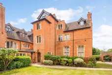 Abbey Gardens Upper Woolhampton RG7 photo 18