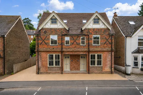 Hamilton House, Kings Road, Haslemere, GU27