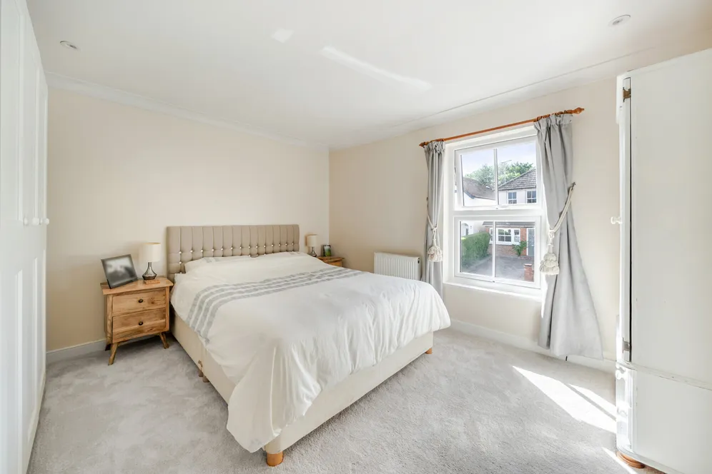 Clarence Road, Fleet, GU51 photo 6