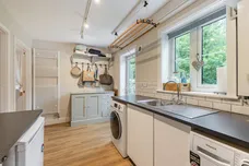 Handyside Place, Four Marks, GU34 photo 14