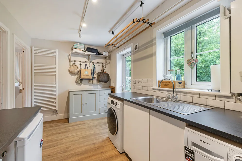 Handyside Place, Four Marks, GU34 photo 14