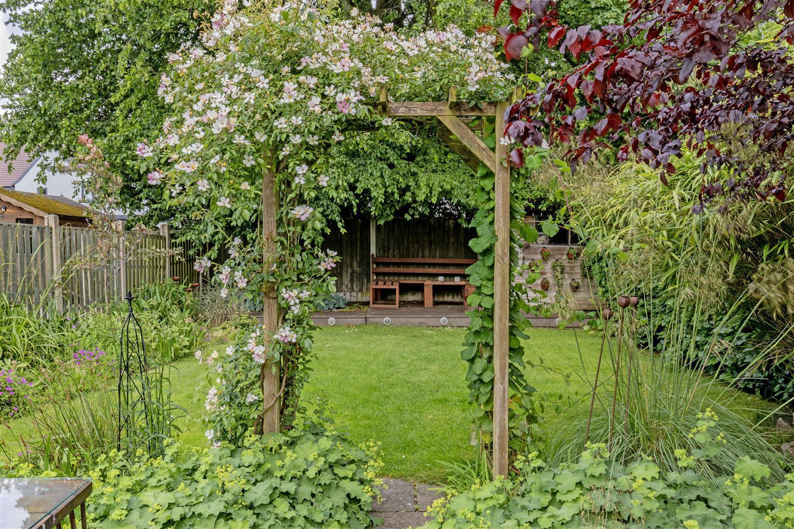 Miriam Avenue, Somersall, Chesterfield Image 33