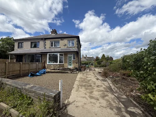 Denbrook Crescent, BRADFORDphoto