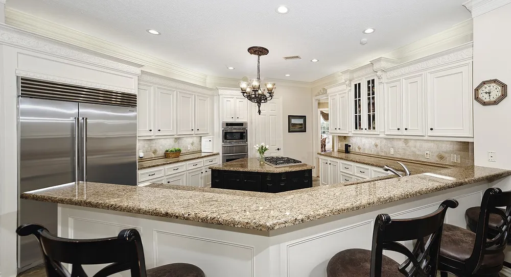22 W Bracebridge Circle, The Woodlands, TX 77382