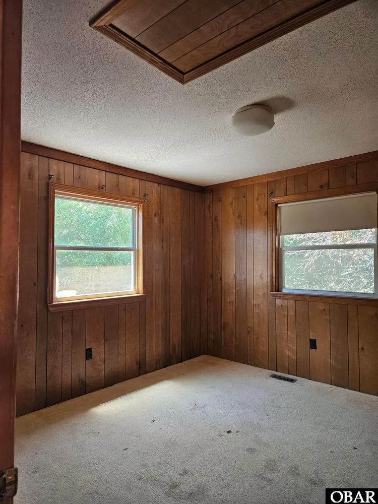 4401 Ride Ln, Kitty Hawk, NC 27949
